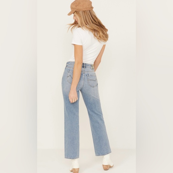 CLEO + WOLF WOMEN'S MEDIUM WASH HIGH RISE SLIM STRAIGHT ANKLE JEANS Size 31 - Picture 3 of 10